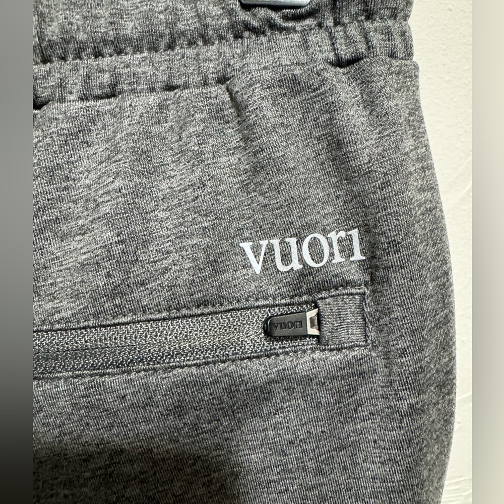 Vuori men’s Sunday performance jogger